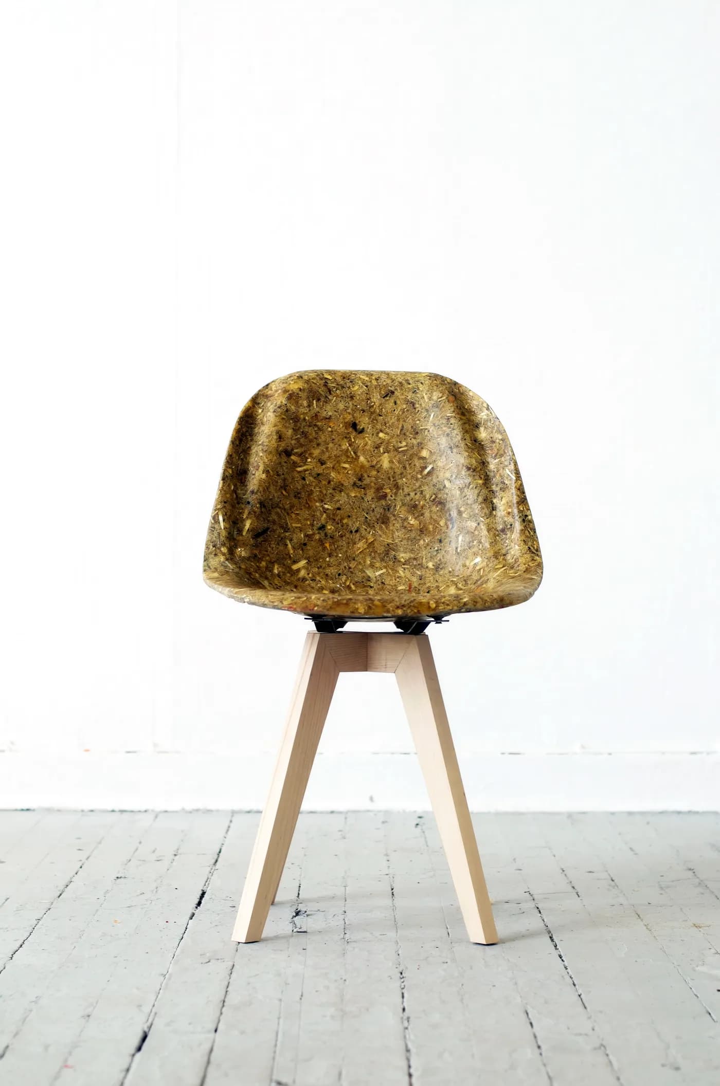 Artichair by Spyros Kizis, seat shell pressed from wild-artichoke fibre